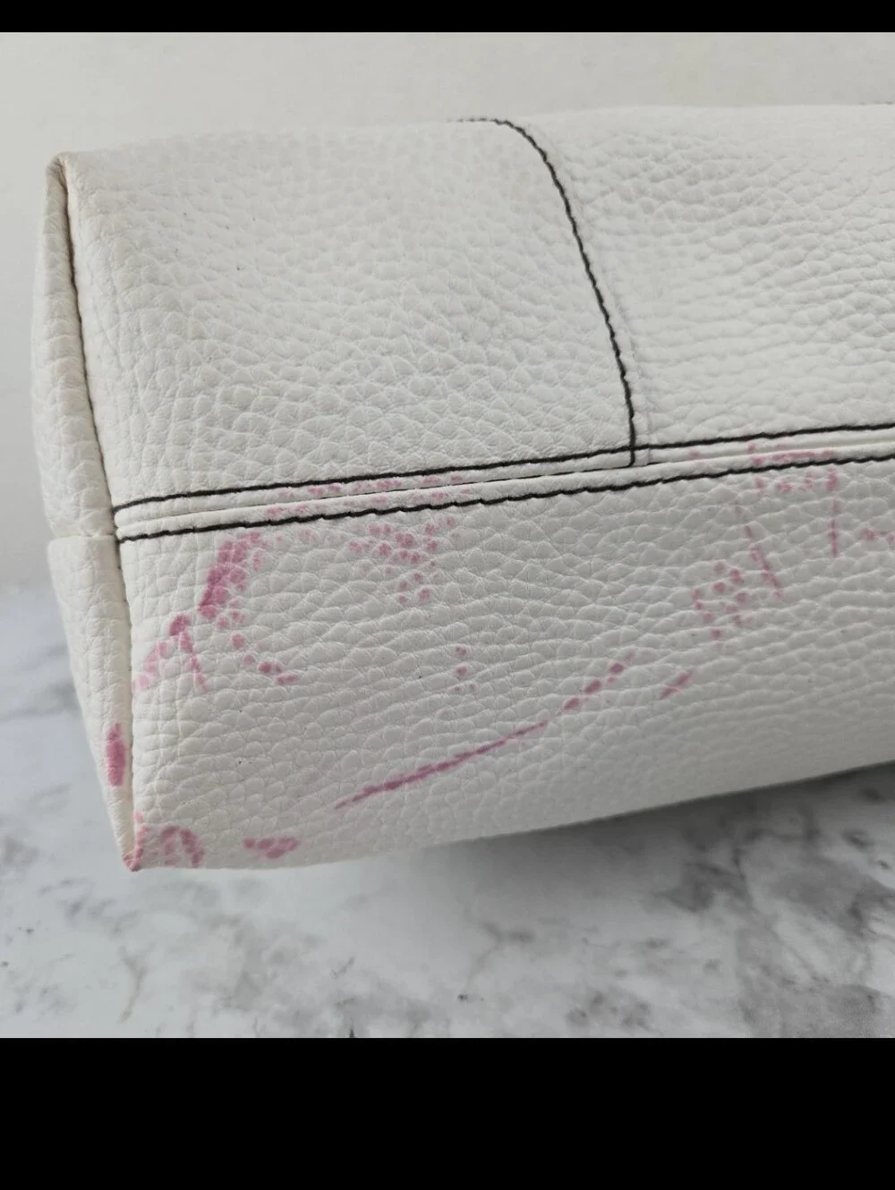 Estee Lauder Classic White Leather Tote Bag with Contrast Stitching